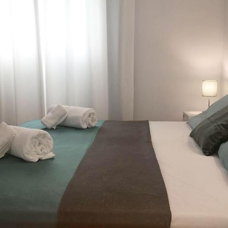 Apartamentos Albertos Санта-Эулалия-дель-Рио Экстерьер фото