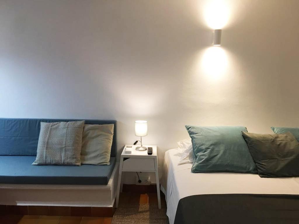 Apartamentos Albertos Санта-Эулалия-дель-Рио Экстерьер фото